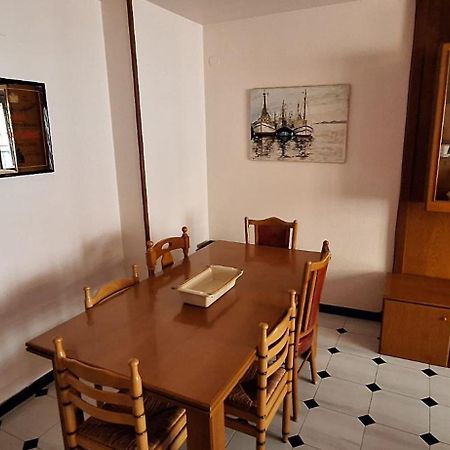 Apartamentos Casa May 1- Centro Benidorm-Solo Mayores De 30 Anos Y Familias Exterior foto
