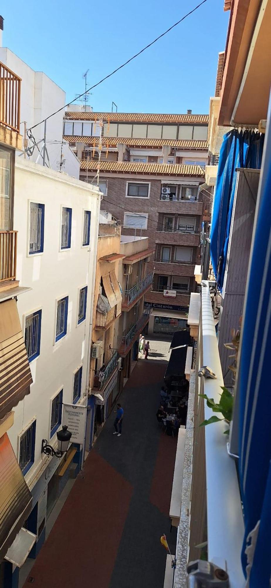 Apartamentos Casa May 1- Centro Benidorm-Solo Mayores De 30 Anos Y Familias Exterior foto